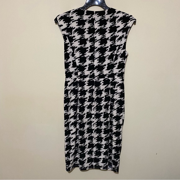 Anne Klein Sleeveless Houndstooth Dress, Faux Wrap Skirt Black & White Size 8 - Picture 3 of 12